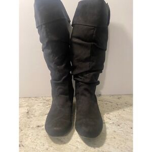 Robert Wayt Rihanna Black Suede Slouchy Knee High Boots Women's Size 7